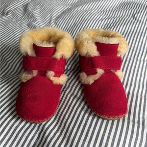 Like new L.L. Bean Shearling “Wicked Good” Slippers